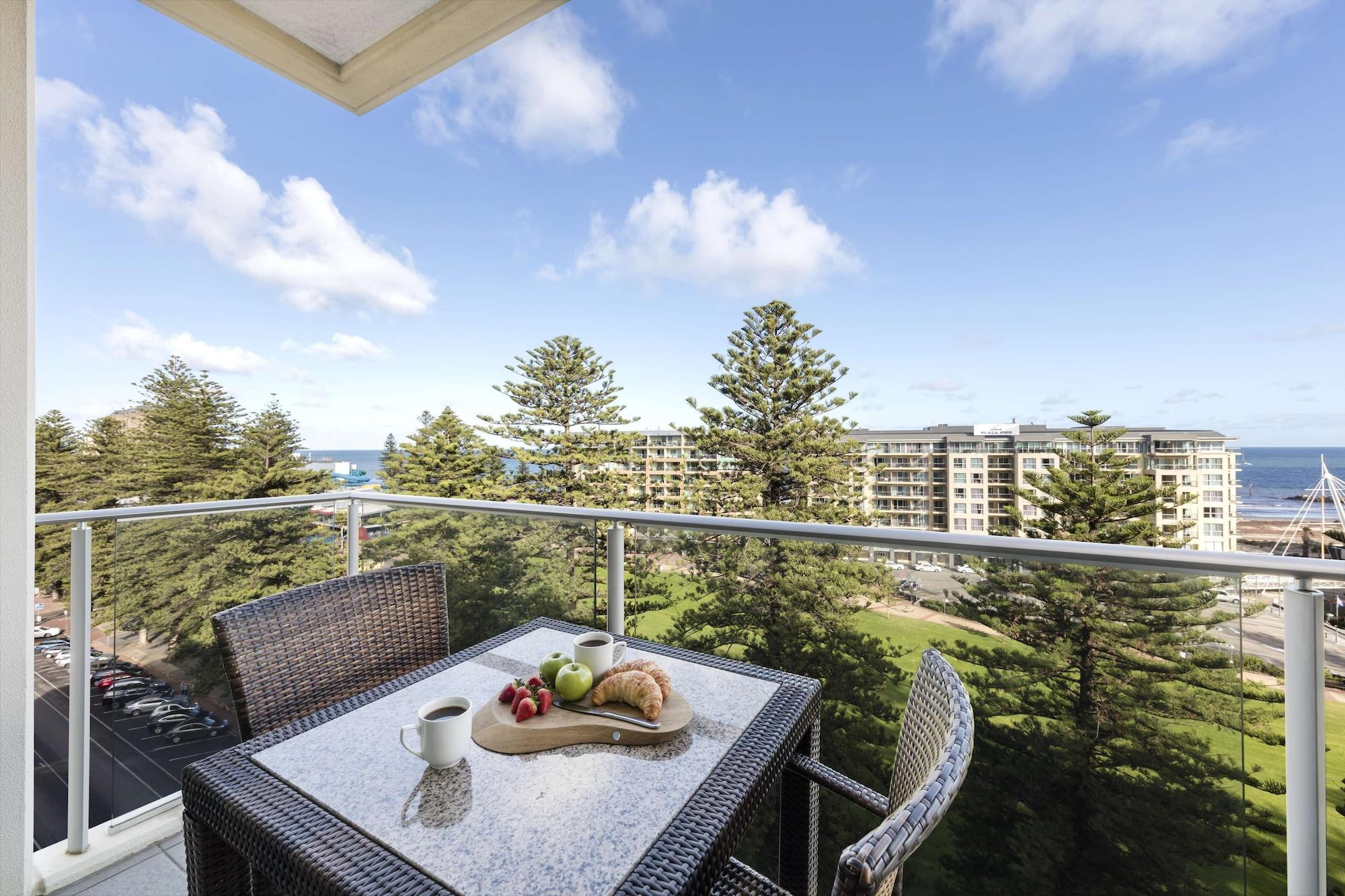 Oaks Glenelg Liberty Suites Adelaïde Extérieur photo