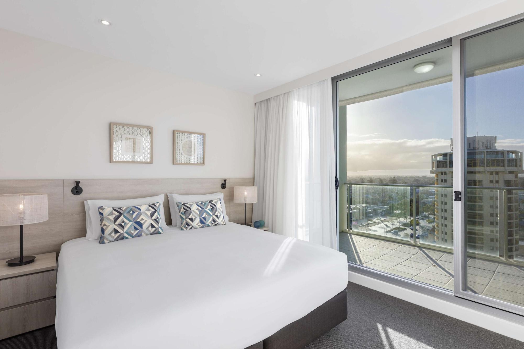 Oaks Glenelg Liberty Suites Adelaïde Extérieur photo