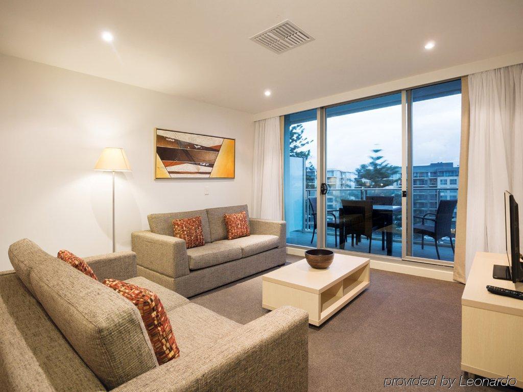 Oaks Glenelg Liberty Suites Adelaïde Extérieur photo